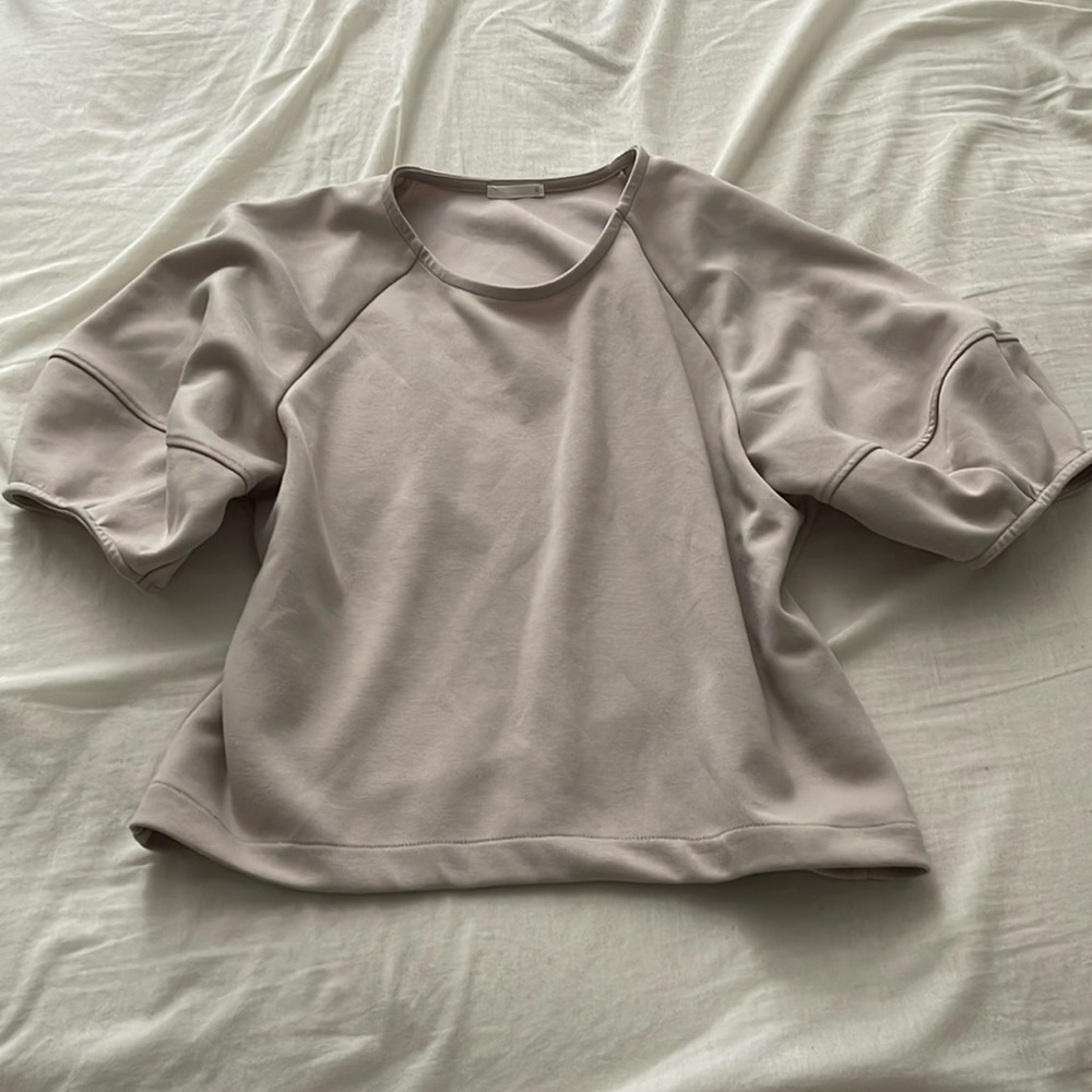 GU top size medium